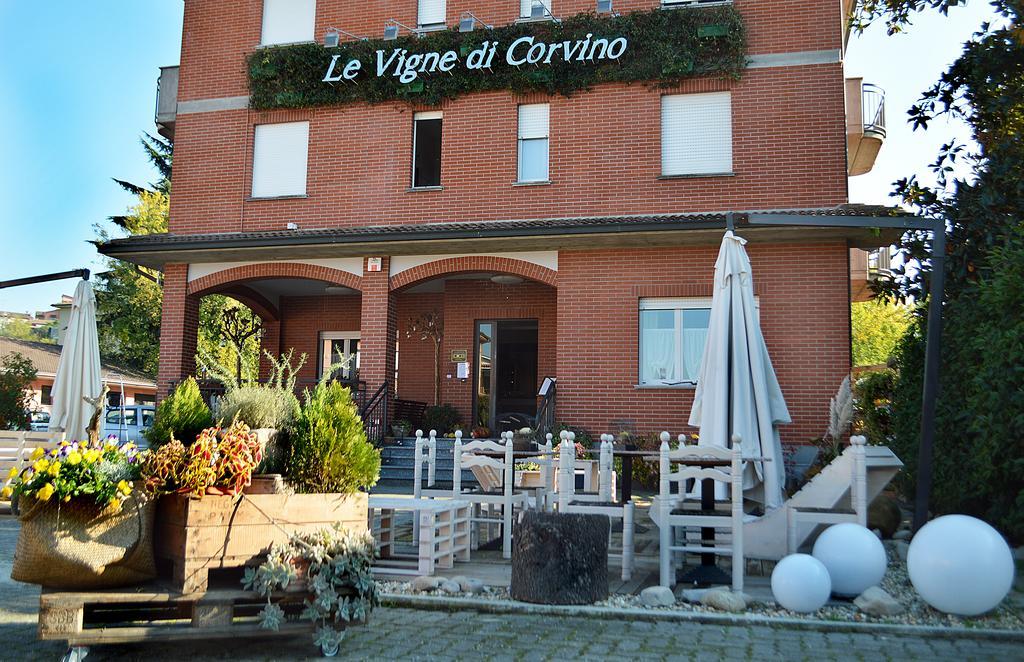 Hotel Le Vigne Di Corvino Casteggio Exterior foto